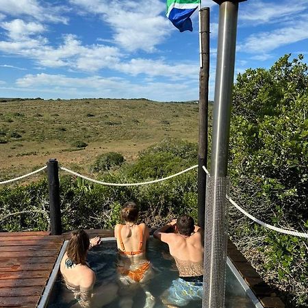 Ostrich Cottage At Les Wings Private Game Farm Groot-Jongensfontein Bagian luar foto