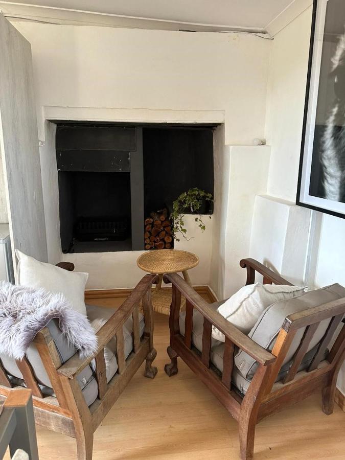 Ostrich Cottage At Les Wings Private Game Farm Groot-Jongensfontein Bagian luar foto