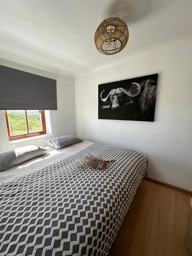 Ostrich Cottage At Les Wings Private Game Farm Groot-Jongensfontein Bagian luar foto